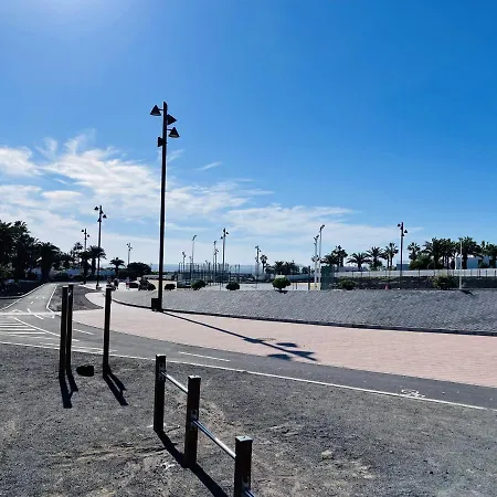 Estefania Nyaraló Playa Blanca