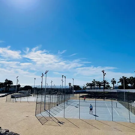 Estefania Nyaraló Playa Blanca