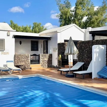 Estefania Playa Blanca (Lanzarote)