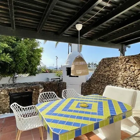 埃斯特法尼亚别墅度假屋 度假居 *